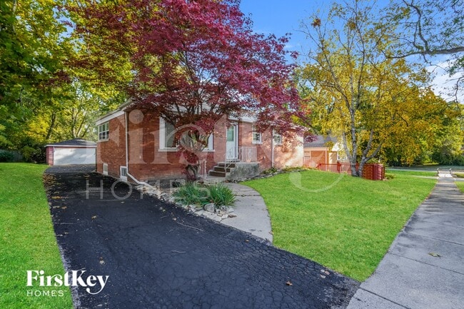 3906 214th St in Matteson, IL - Foto de edificio - Building Photo