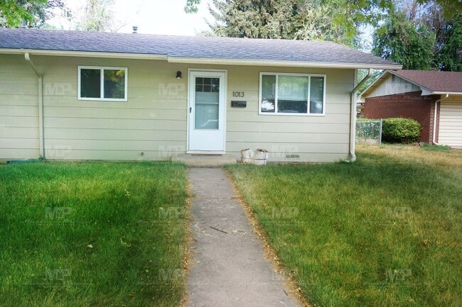 property at 1013 Castlerock Dr