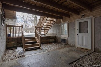 506 Fox Run Ln in Carmel, NY - Building Photo - Building Photo