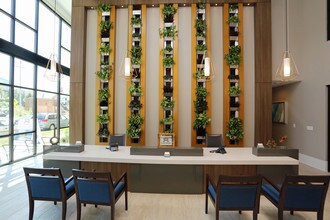 River House in Milwaukee, WI - Foto de edificio - Interior Photo