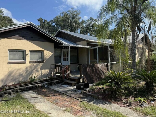 125 W Forest Park Dr in Palatka, FL - Building Photo - Building Photo