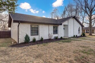 4094 S Eaton Ave in Springfield, MO - Building Photo - Building Photo