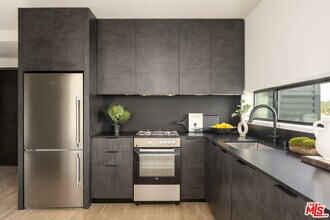 3667 Keystone Av in Los Angeles, CA - Building Photo - Building Photo