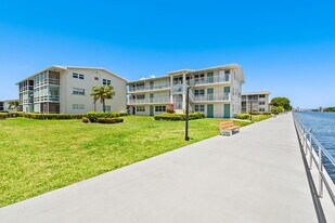 850 Horizon St E in Boynton Beach, FL - Building Photo