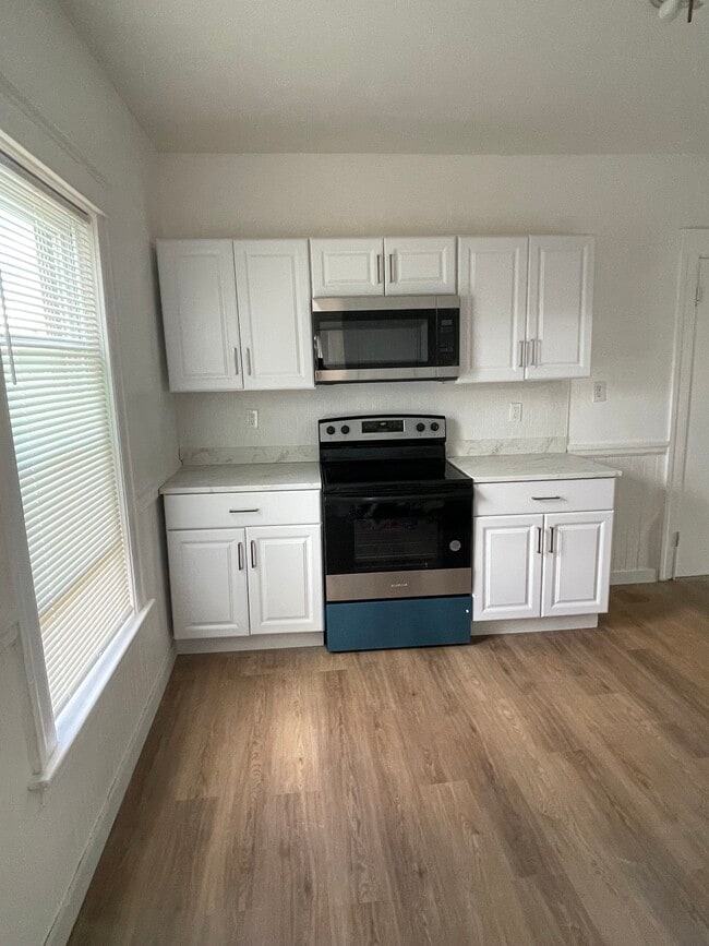 83 Mayfield St, Unit 83 Mayfield st