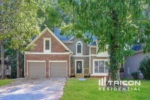 1358 Chatley Way in Woodstock, GA - Building Photo