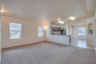 630 Redwood St SW in Rio Rancho, NM - Building Photo - Building Photo