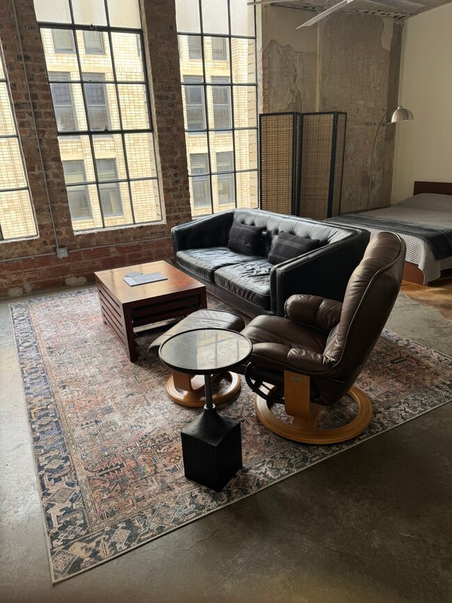 property at 1122 Jackson St