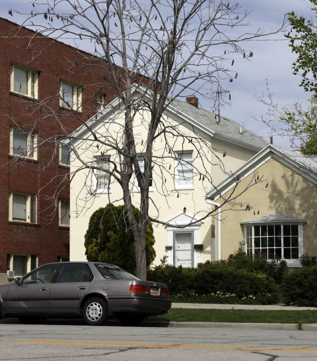 233 S 400 E in Salt Lake City, UT - Foto de edificio - Building Photo