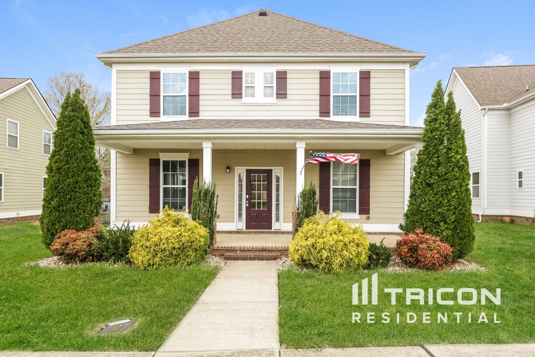 1111 Westlawn Blvd in Murfreesboro, TN - Building Photo