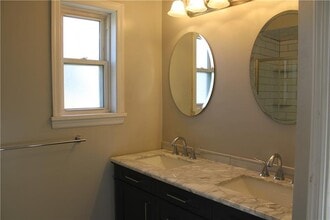 2821 Bertha St in Bethel Park, PA - Building Photo - Building Photo
