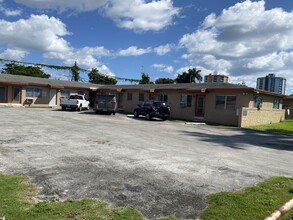 1915-1935 NW 28th St in Miami, FL - Building Photo - Building Photo