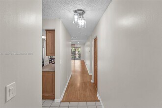 9565 NW 2nd Pl in Coral Springs, FL - Building Photo - Building Photo