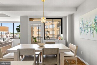 4740 Connecticut Ave NW in Washington, DC - Building Photo - Building Photo