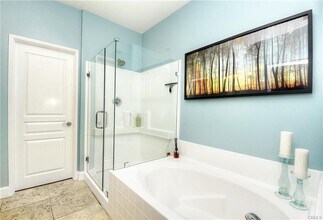 9 Whitworth St in Ladera Ranch, CA - Foto de edificio - Building Photo