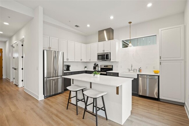 property at 4704 Sunset Trail