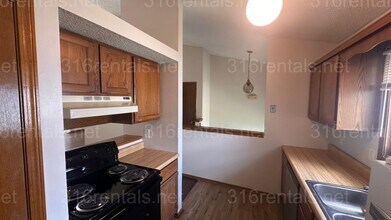 3210 S Handley St in Wichita, KS - Building Photo - Building Photo