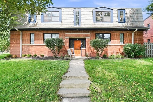 property at 1020-20 E Deshler Ave