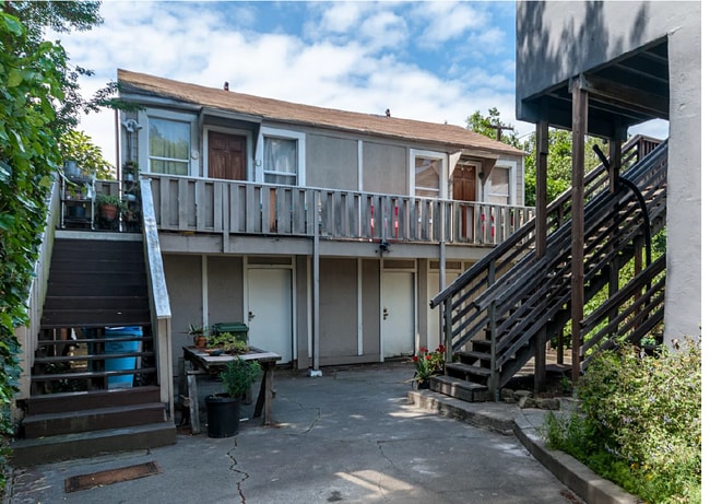 2914 Harper Street, Unit Apt B