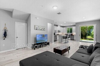 323 Rustic Loop in Sanford, FL - Building Photo - Building Photo