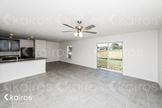 8419 Indian Laurel Ln in Brooksville, FL - Foto de edificio - Building Photo