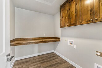 20134 Flowing Water Wy in Bend, OR - Building Photo - Building Photo