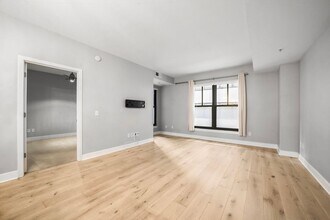 910 M St NW in Washington, DC - Building Photo - Building Photo