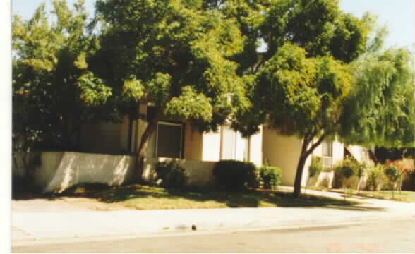 1094 Delna Manor Ln in San Jose, CA - Building Photo - Building Photo