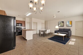 19507 Midnight Glen Dr in Cypress, TX - Foto de edificio - Building Photo