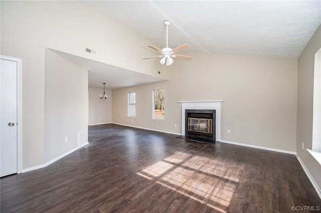 9008 Stonebrook Dr in Glen Allen, VA - Building Photo - Building Photo