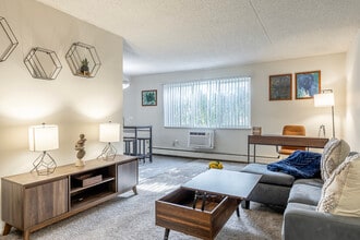 Westchester Towers in Wayne, MI - Foto de edificio - Interior Photo