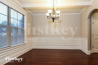 139 Village Park Dr in Newnan, GA - Foto de edificio - Building Photo