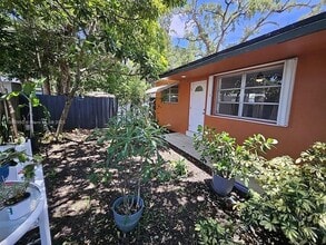 4920 SW 28th Terrace in Fort Lauderdale, FL - Building Photo - Building Photo