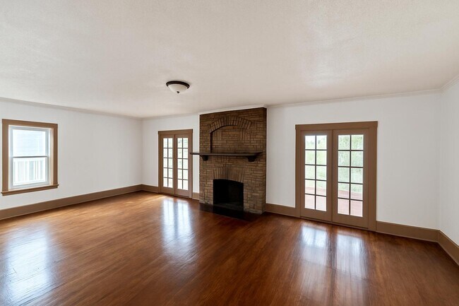 713 Onondaga Ave in Syracuse, NY - Building Photo - Building Photo
