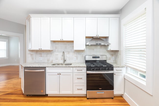30 Presley St, Unit 30