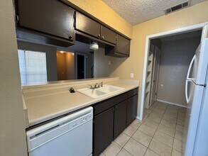 1102 Covey Ln in Killeen, TX - Building Photo - Building Photo