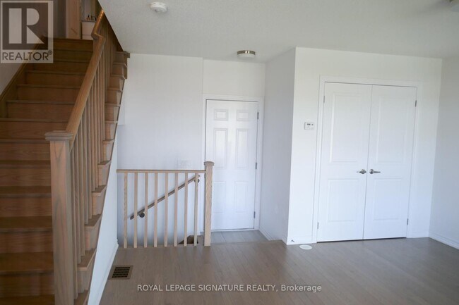 49 Sorbara Wy in Whitby, ON - Building Photo - Building Photo