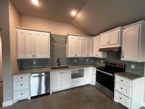 1400 E Dry Creek Rd in Poolville, TX - Building Photo - Building Photo