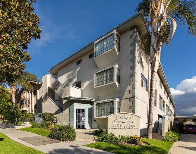 property at 514 E Valencia Ave