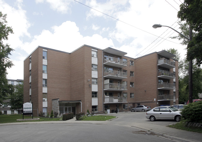 Stylewood Court in Burlington, ON - Building Photo - Building Photo