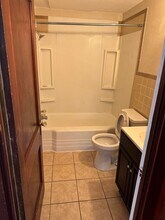 1713 Walnut St in Erie, PA - Building Photo - Building Photo
