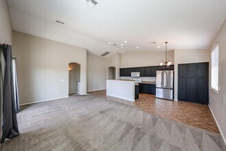 24755 W Dove Trail in Buckeye, AZ - Building Photo - Building Photo