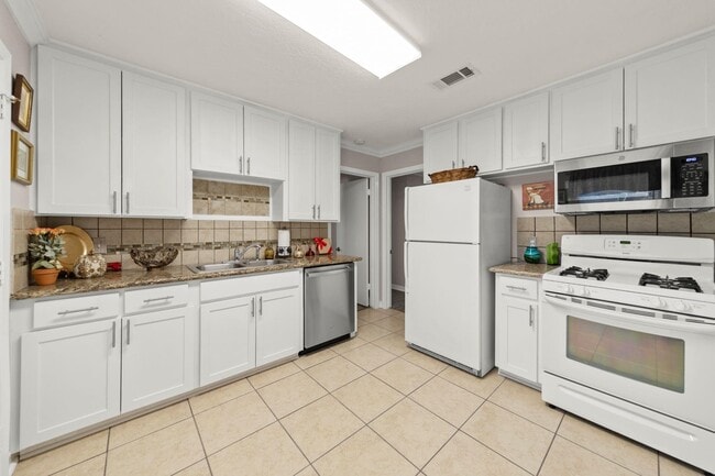 property at 10128 Homestead Rd