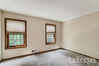 4520 Juneau Ln N in Plymouth, MN - Foto de edificio - Building Photo