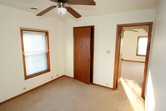 609 Blakely St in Woodstock, IL - Building Photo - Building Photo