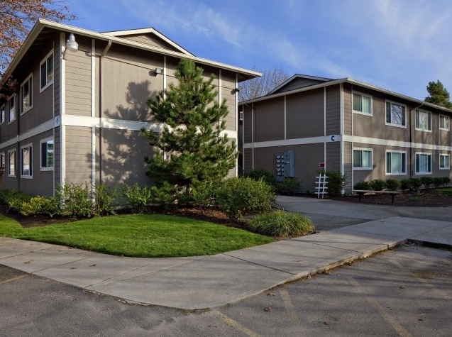 Parkland Terrace Senior Apartments in Longview, WA - Building Photo