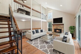 257 Gemini Dr in Hillsborough Township, NJ - Building Photo - Building Photo