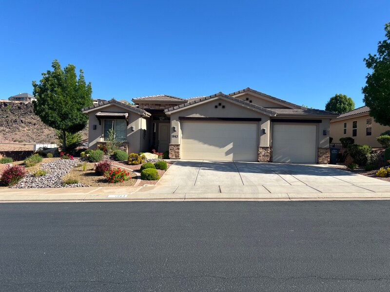 1843 E 1220 S St in Saint George, UT - Building Photo