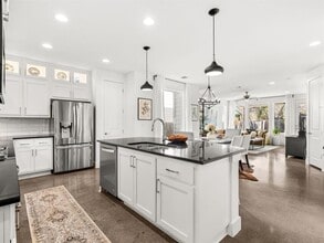 3711 Garden Villa Ln in Austin, TX - Building Photo - Building Photo