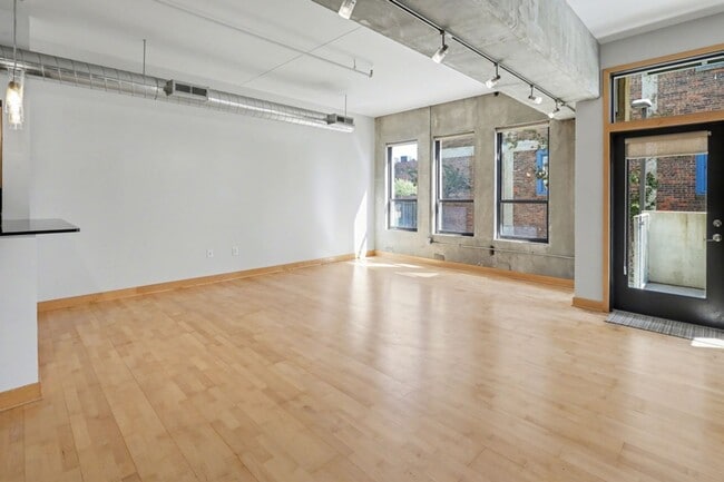 119 SW 4th St in Des Moines, IA - Building Photo - Building Photo